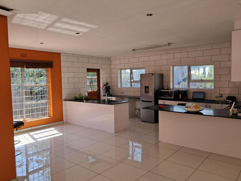 3 Bedroom Property for Sale in Vierlanden Western Cape
